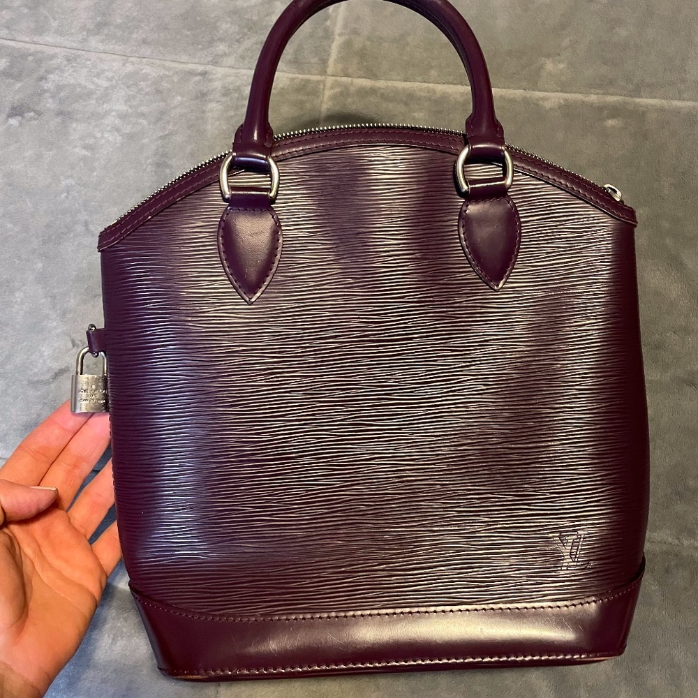 Auth LOUIS VUITTON Handbag Leather Dark purple